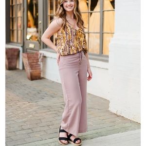 Entro Tank Top and Pants outfit